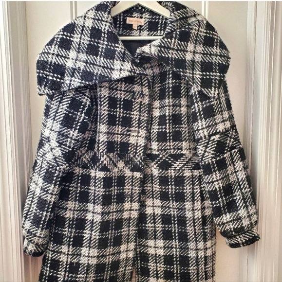 Monroe & Main Ladies Tweed Plaid coat Sz M